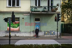 Obowiązuje nakaz zasłaniania nosa i ust