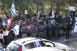 Protest przeciw kolejnym restrykcjom w Jerozolimie