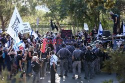 Protest przeciw kolejnym restrykcjom w Jerozolimie