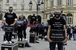 Protest właścicieli nocnych klubów w Rennes