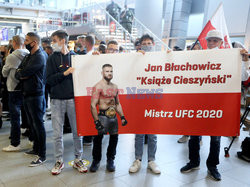Przylot mistrza UFC Jana Błachowicza