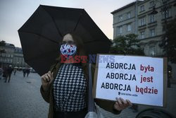 Protest kolejkowy Strajku Kobiet w Krakowie