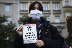 Protest kolejkowy Strajku Kobiet w Krakowie