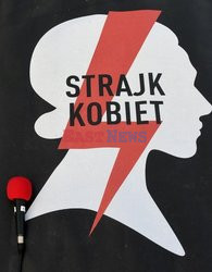 Protest kolejkowy Strajku Kobiet w Krakowie