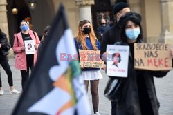 Protest kolejkowy Strajku Kobiet w Krakowie