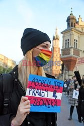 Protest kolejkowy Strajku Kobiet w Krakowie