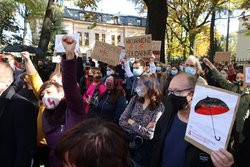 Kolejne protesty po wyroku TK ws. aborcji - dzień trzeci