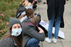 Strajk Kobiet protestuje przed Sejmem