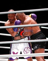 Mike Tyson i Roy Jones Jr wrócili na ring
