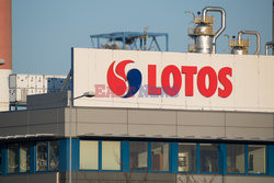 Czy Saudi Aramco kupi 30 procent akcji rafinerii Lotosu ?