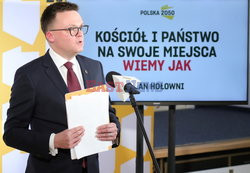 Szymon Hołownia o relacji państwa z Kościołem