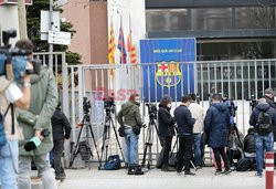Policja wkroczyła do siedziby Barcelony