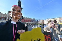 Antypisowski protest w Krakowie