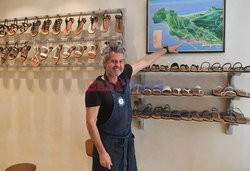 Produkcja sandałów Les Tropeziennes