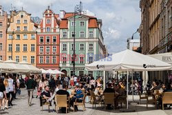 Ruszyły ogródki restauracyjne