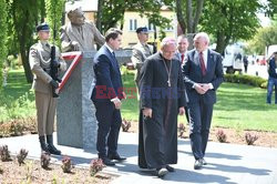 Odsłonięcie pomnika Jana Olszewskiego