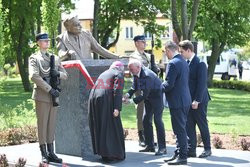 Odsłonięcie pomnika Jana Olszewskiego