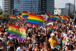 Warszawska Parada Równości 2021