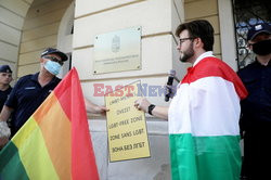 Protest pod ambasadą Węgier przeciw nowemu prawu anty-LGBT