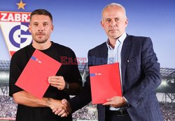 Powitanie Lukasa Podolskiego na stadionie Górnika Zabrze