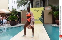 Pokazy Miami Swim Week 2021