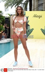 Pokazy Miami Swim Week 2021