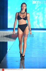 Pokazy Miami Swim Week 2021