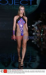 Pokazy Miami Swim Week 2021