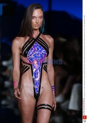 Pokazy Miami Swim Week 2021