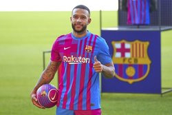 Memphis Depay podpisał kontrakt z Barceloną