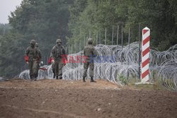 Budowa płotu na granicy polsko-białoruskiej