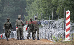 Budowa płotu na granicy polsko-białoruskiej