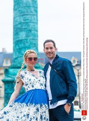Paris Hilton i Carter Reum na romantycznym spacerze w Paryżu