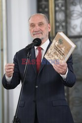 Antoni Macierewicz o rocznicy powstania KOR