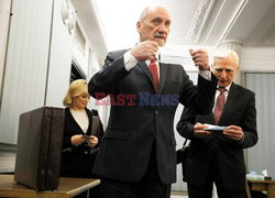 Antoni Macierewicz o rocznicy powstania KOR