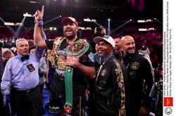 Tyson Fury znokautował Deontaya Wildera