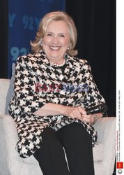 Hillary Clinton w centrum 92Y