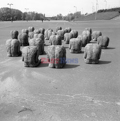 Magdalena Abakanowicz i jej rzeźby