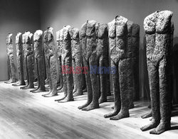 Magdalena Abakanowicz i jej rzeźby