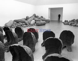 Magdalena Abakanowicz i jej rzeźby