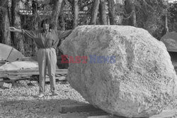 Magdalena Abakanowicz i jej rzeźby