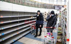 Wojna w Ukrainie - puste półki sklepowe
