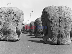 Magdalena Abakanowicz i jej rzeźby