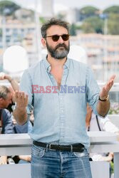 Cannes 2022 - sesja do filmu Smoking Causes Coughing