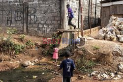 Amp futbol w Sierra Leone - AFP