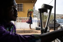 Amp futbol w Sierra Leone - AFP