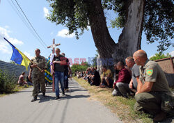 Wojna w Ukrainie - pogrzeby poległych żołnierzy