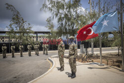 Szkolenie somalijskich kadetów przez tureckie siły zbrojne - Abaca