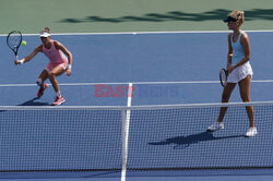 Alicja Rosolska i Erin Routliffe przeszły do drugiej rundy US Open