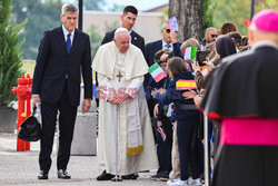 Papież Franciszek na spotkaniu z młodzieżą w Asyżu